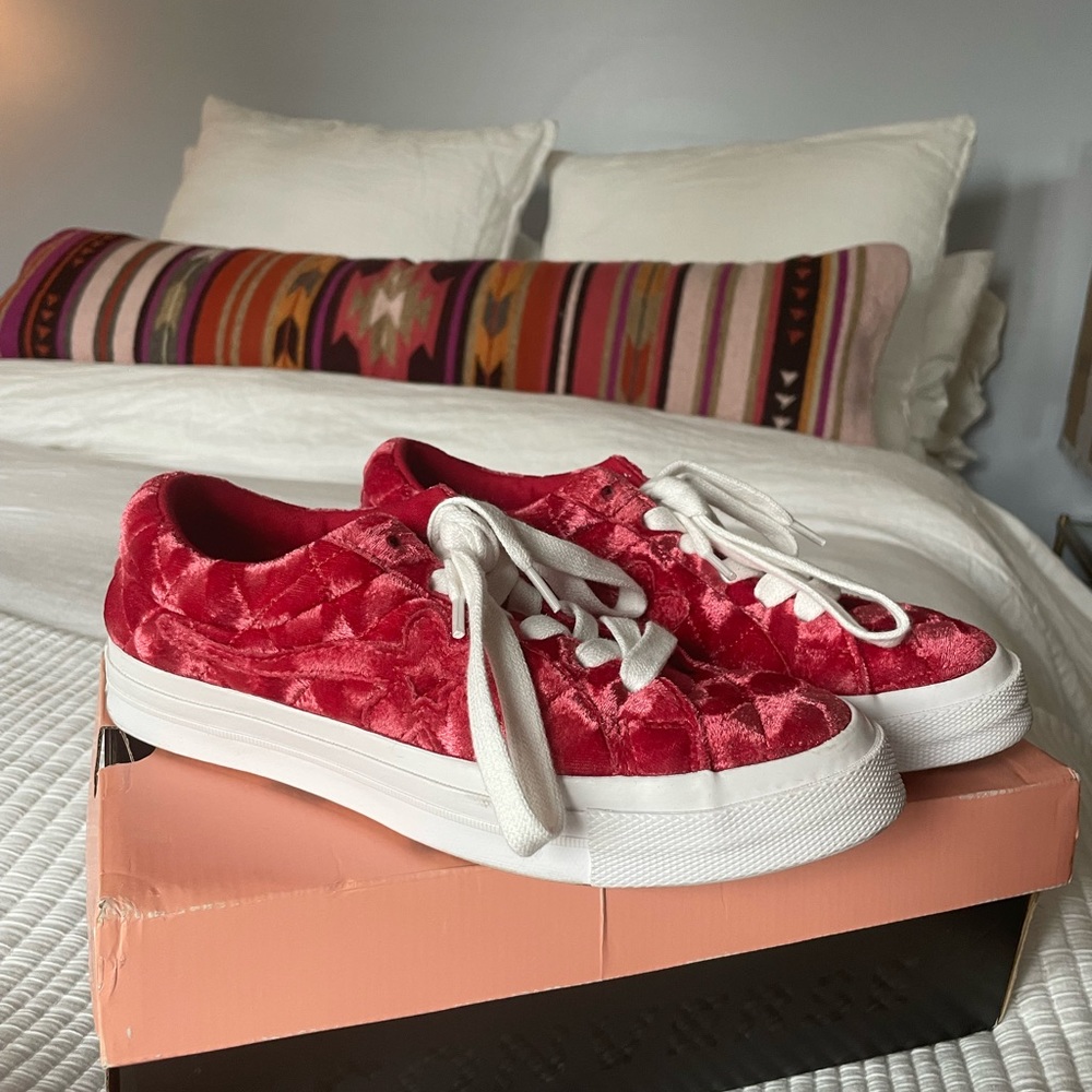 Golf Le Fleur x One Star ‘Quilted Velvet Cherry’